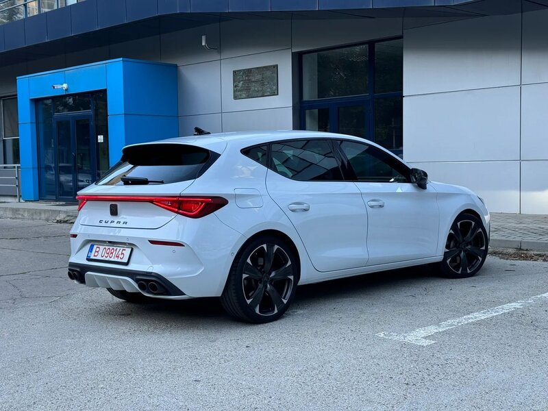 Cupra LEON